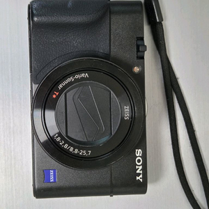 컴팩트 디지털카메라