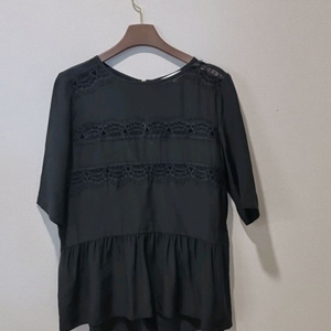 산드로 sandro 블랙 레이스 블라우스 이미지