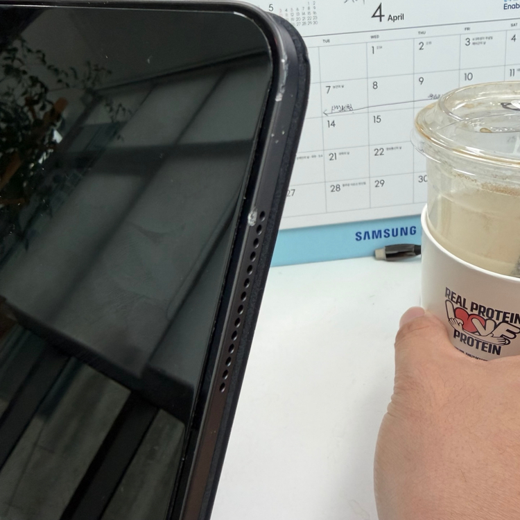 아이패드프로 M4 13인지 wifi 256gb + 애플정품매직키보드 + 정품 애플 펜슬 이미지