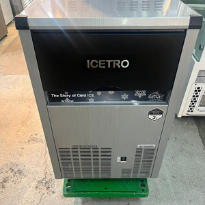 아이스트로 제빙기 50kg 공냉식 카페 업소용 커피 얼음 이미지