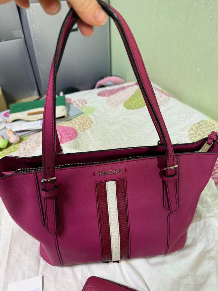 발리 수프라 사피아노레더 토트백. 지갑 저렴하게 세트판매 이미지