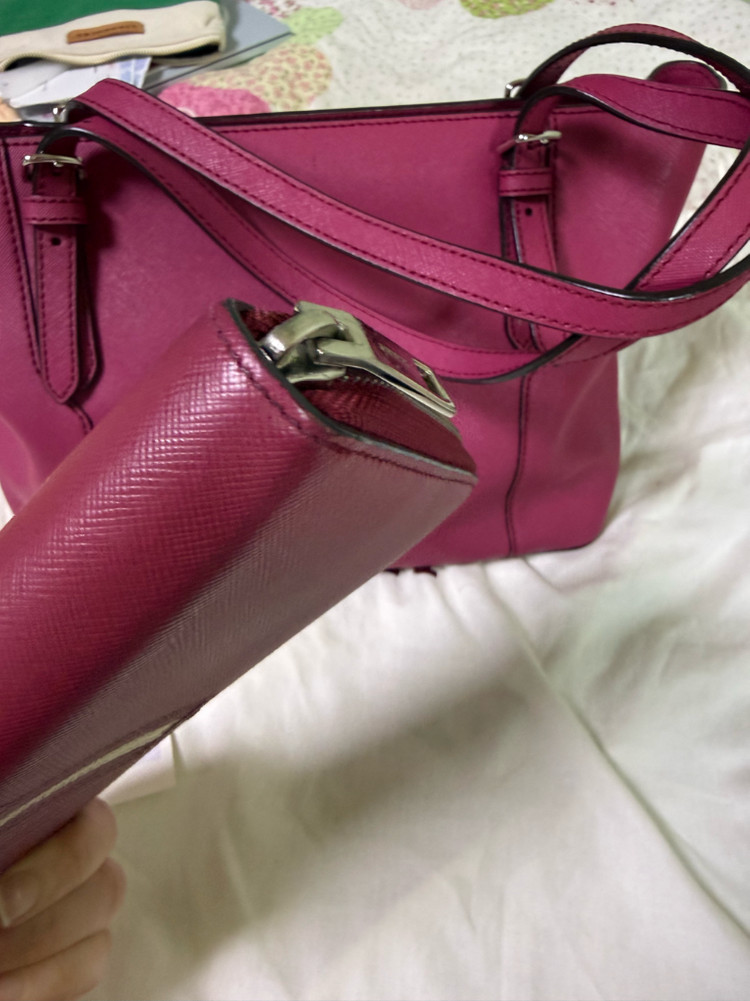 발리 수프라 사피아노레더 토트백. 지갑 저렴하게 세트판매 이미지