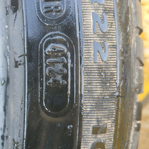 275 40 22 이글 투어링 사이런트 4본 이미지