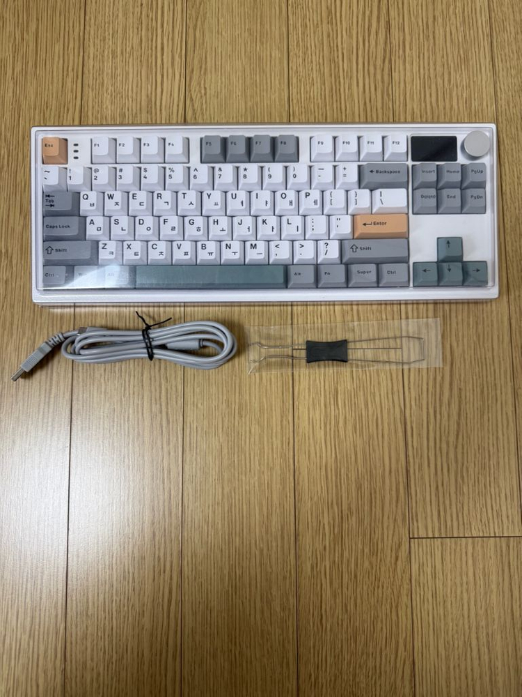 (택포)프리플로우 아콘AK74 텐키리스 키보드 경해축 이미지