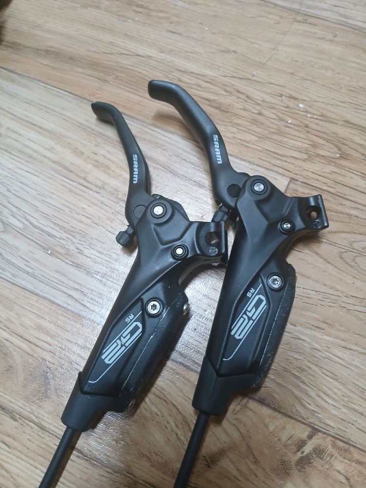 G2 스램 4피스톤 유압식 브레이크 이미지