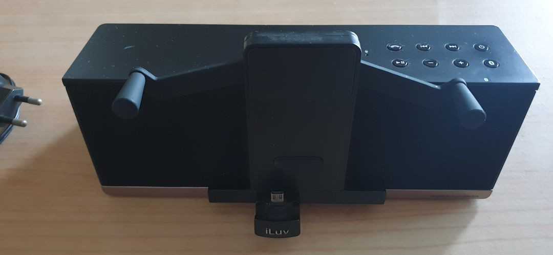 Iluv 무선 스테레오 스마트폰 도킹 스피커 iMM37 이미지
