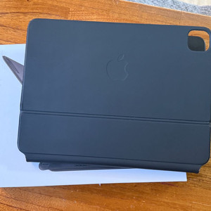 애플 정품 매직키보드 11인치 블랙 A2261 (프로 11인치 1/2/3/4세대 및 에어4/5/6 호환) 이미지