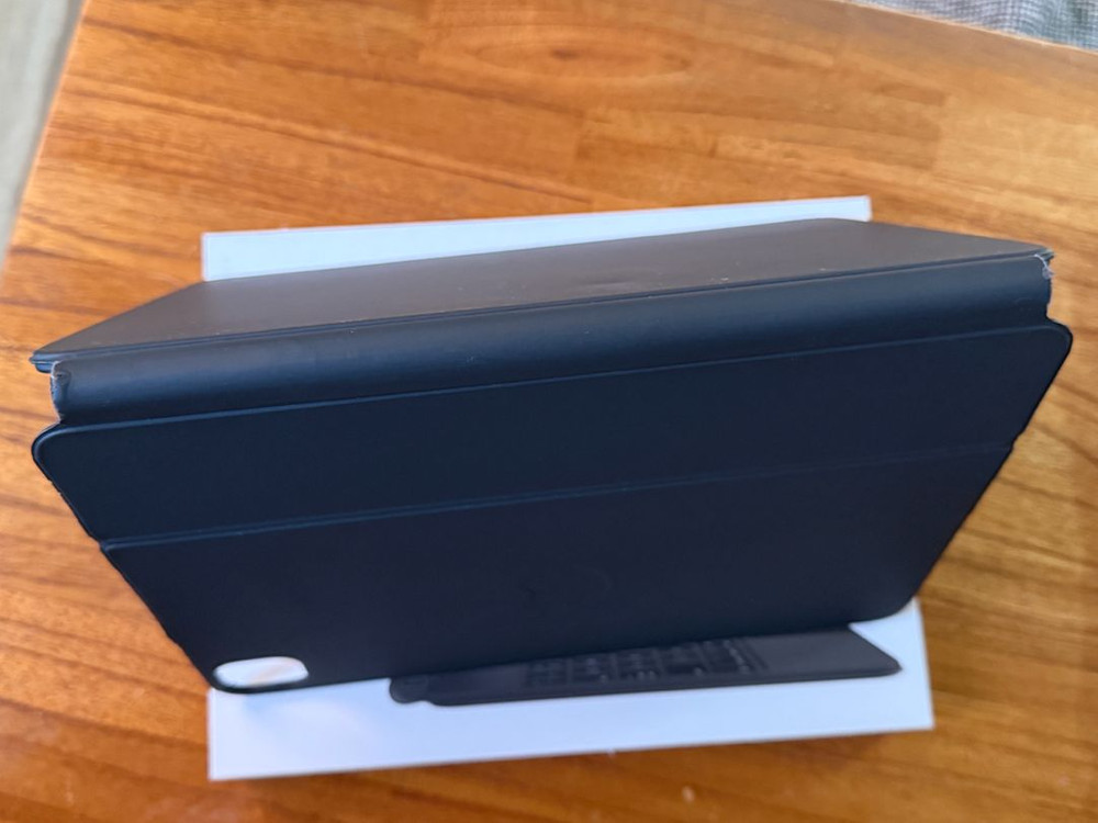 애플 정품 매직키보드 11인치 블랙 A2261 (프로 11인치 1/2/3/4세대 및 에어4/5/6 호환) 이미지