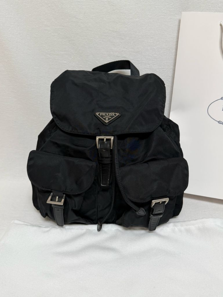 정품 프라다 포코노 나일론 투포켓 백팩 블랙 미디움 이미지