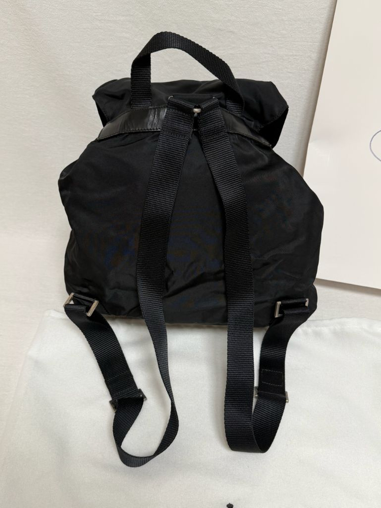 정품 프라다 포코노 나일론 투포켓 백팩 블랙 미디움 이미지