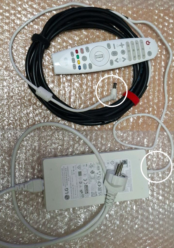 560시간사용 LG 시네빔 HU70LA 4K 빔프로젝터 이미지