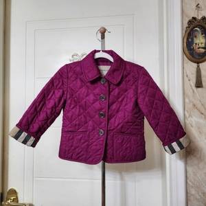 새상품급. 90호 (24m) 버버리 키즈 퀼팅 누빔 자켓 / 칠드런 여아 몽클레어 구찌 펜디 디올 셀린느 이미지