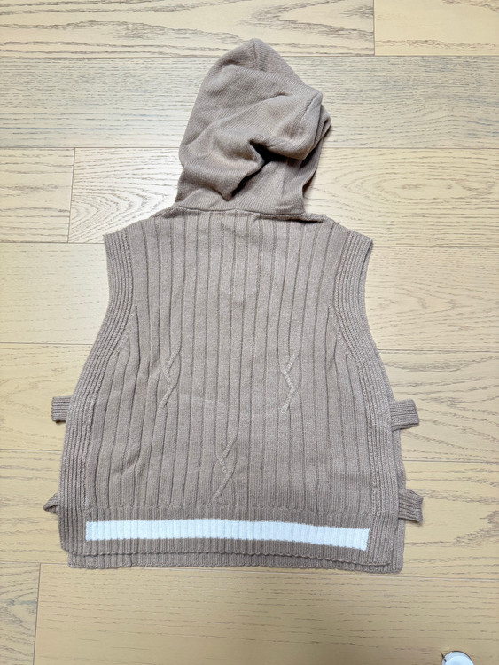 아페쎄골프 니트베스트 블랙,베이지 이미지