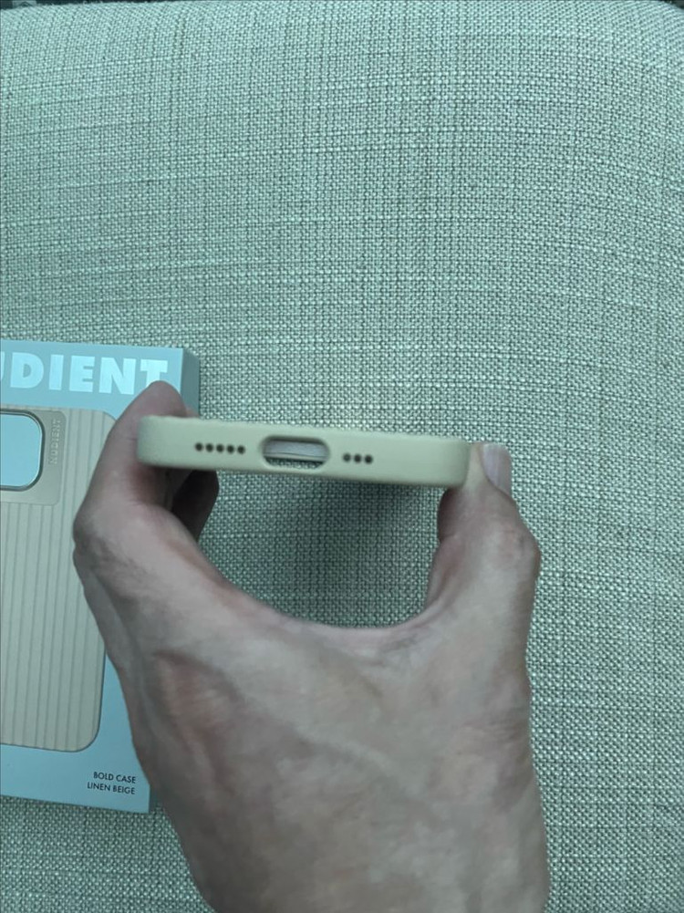 누디언트아이폰12프로 케이스 이미지