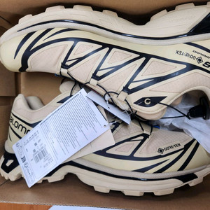 살로몬트레일러닝화 새제품 이미지