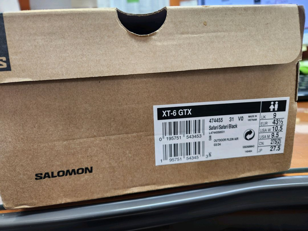 살로몬트레일러닝화 새제품 이미지