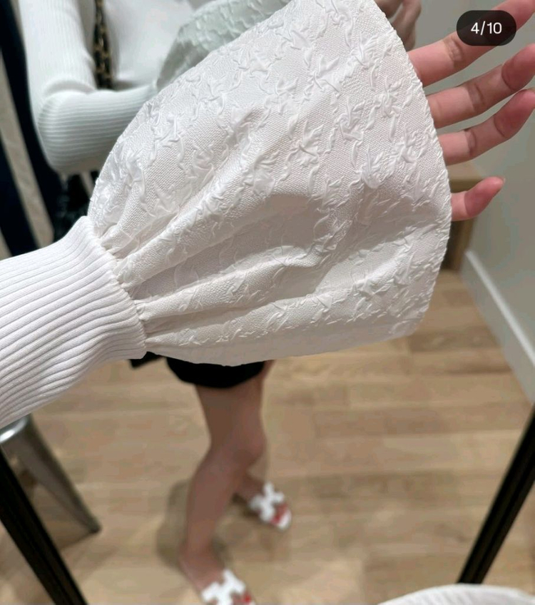 아상 커프스 니트/시에 오르 유메르 그레이룸 비그레이 오뮤 시스템 한섬 어라운드율 이미지