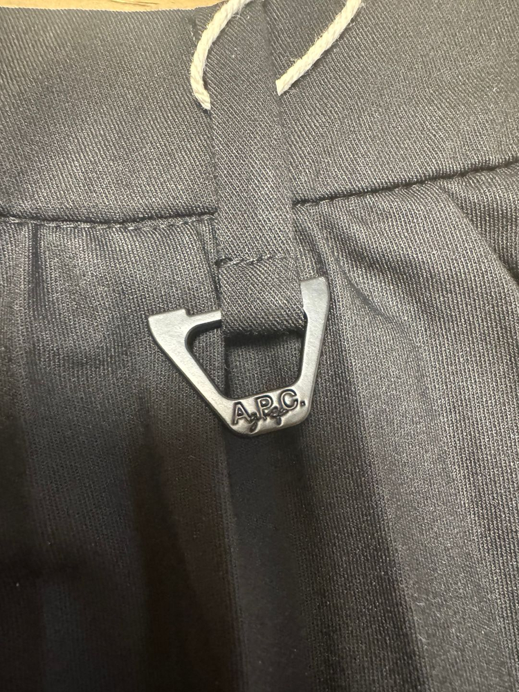 아페쎄골프 주름 스커트 블랙,그레이 이미지