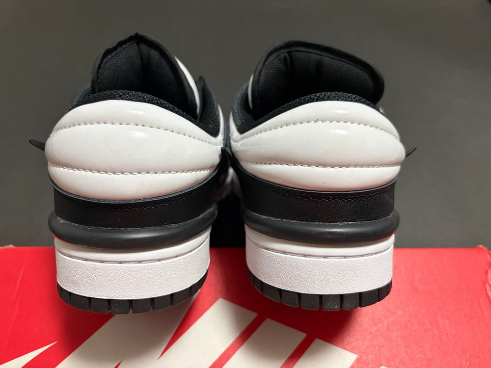 [275] 나이키 우먼스 덩크 로우 트위스트 블랙 앤 화이트 이미지