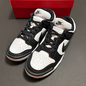 [280] 나이키 우먼스 덩크 로우 트위스트 블랙 앤 화이트 이미지