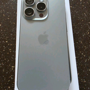 아이폰15프로 128 네추럴 티타늄 이미지
