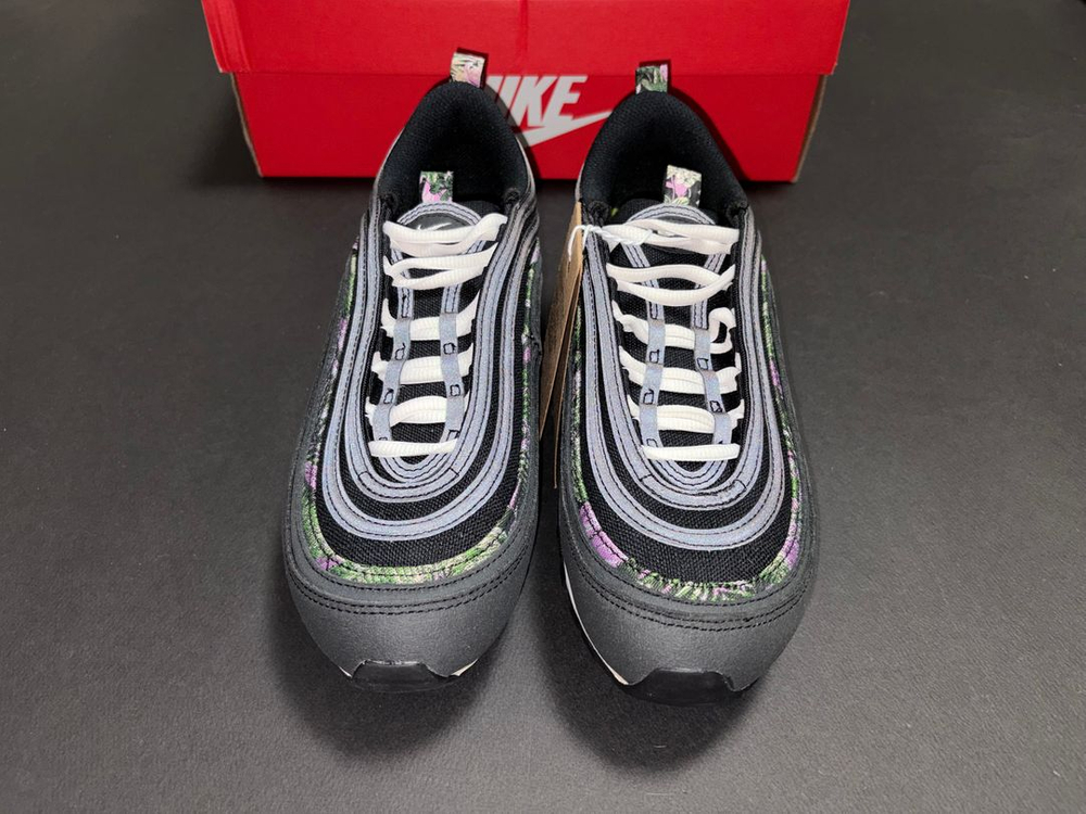 나이키 우먼스 에어 맥스 97 블랙 라이트 마젠타 이미지