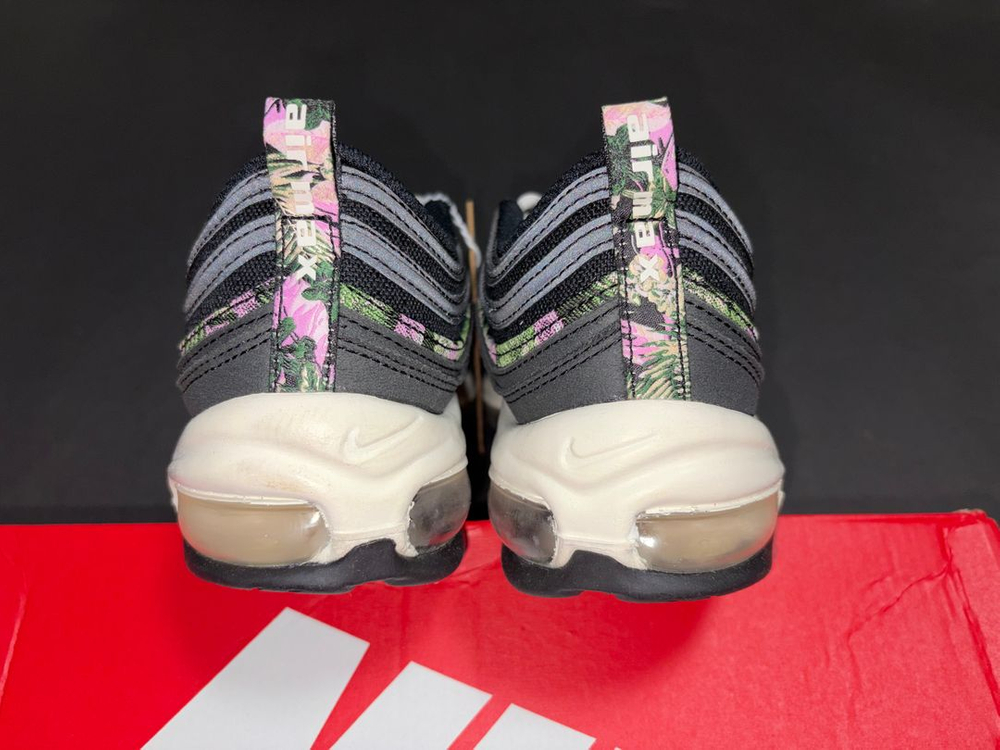 나이키 우먼스 에어 맥스 97 블랙 라이트 마젠타 이미지