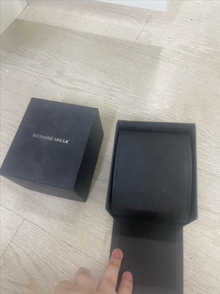 정품 리차드밀 워치 케이스 보관함 이미지