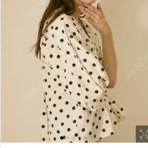 보카바카 이사벨 도트 블라우스 이미지