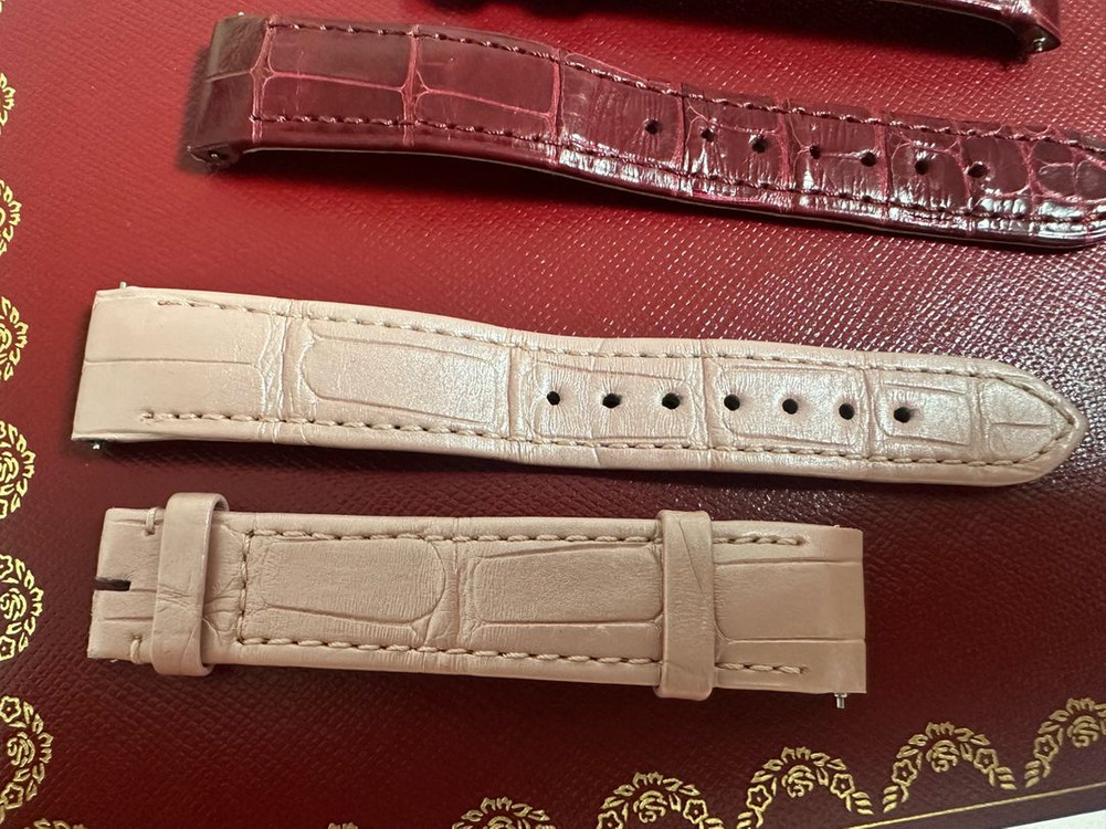 까르띠에 산토스뒤몽 시계스트랩 이미지