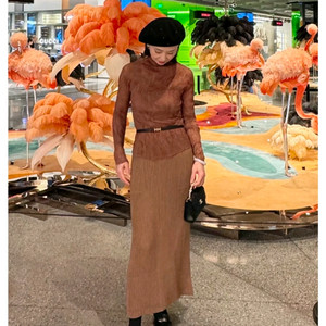 이세이미야케 쉬폰트위스트 탑 리프브라운,플리츠플리즈 ~ 이미지