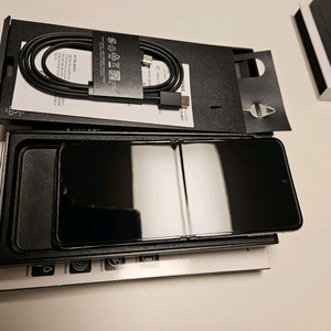 갤럭시 Z 플립4 퍼플 256GB 풀박스 (Z Flip4) 이미지