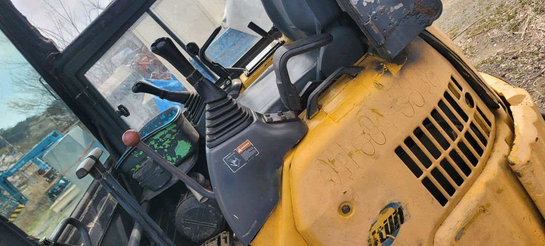 코마츠 PC15 (1.7톤) 미니굴삭기 이전해야 합니다. 이미지