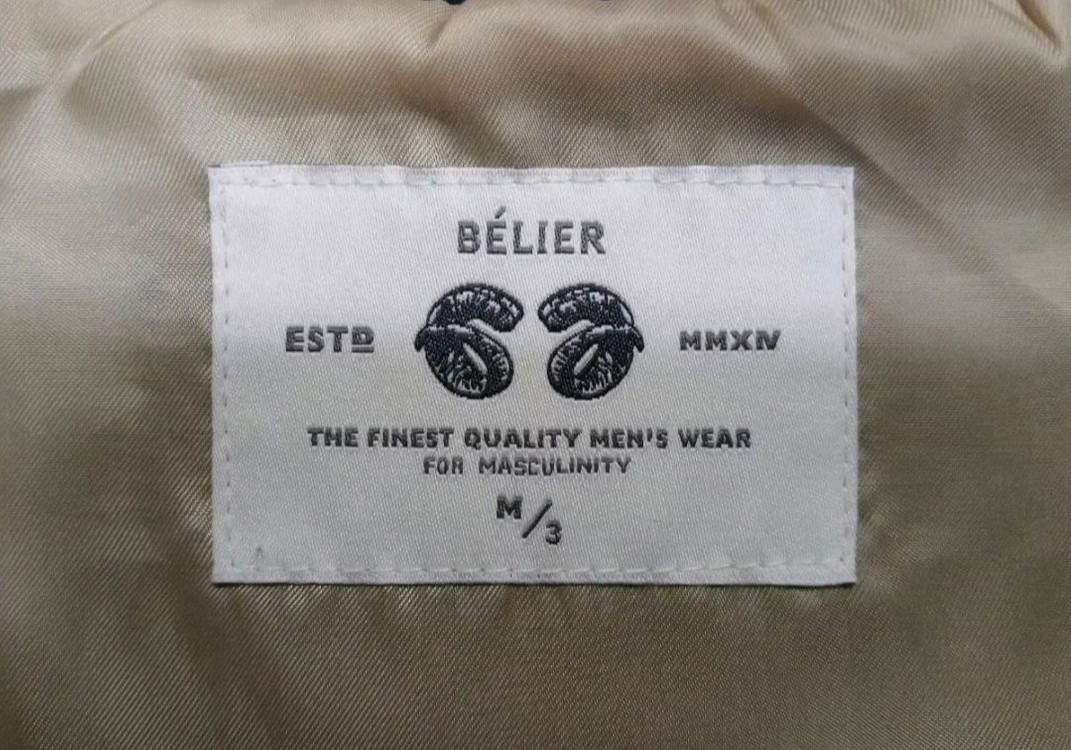 [새상품급 남여공용] BELIER 벨리에 네이비컬러 카라 자켓 M/3 사이즈 (에피로그 k2 코오롱스포츠) 이미지