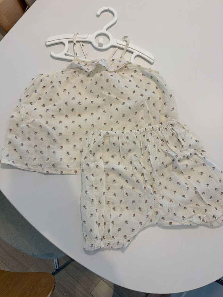 베네베네 Berryberry camisole twinset 베리베리 뷔스티에 블루머 상하세트 24개월 이미지