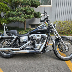 할리데이비슨 다이나 슈퍼글라이드 커스텀 이미지