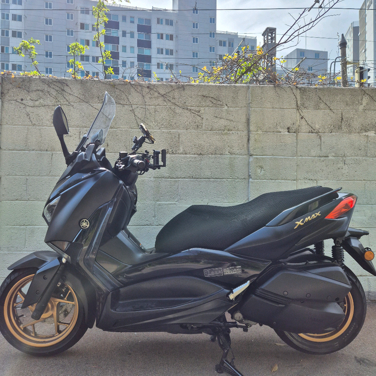 야마하 XMAX300 블랙 오토바이 23년 3월 1인차주 이미지