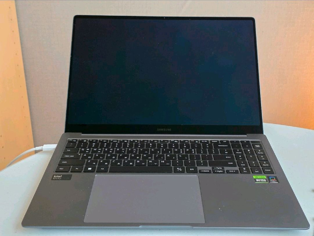 갤럭시북4울트라 최고사양 가벼운 삼성 노트북32Gb RAM 1TB SSD 이미지