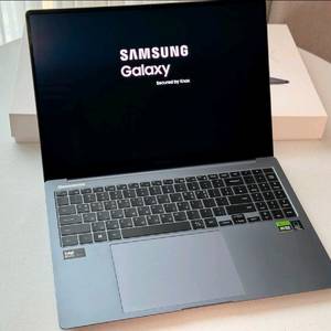 갤럭시북4울트라 최고사양 가벼운 삼성 노트북32Gb RAM 1TB SSD 이미지