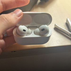 에어팟프로2세대 c타입 이미지