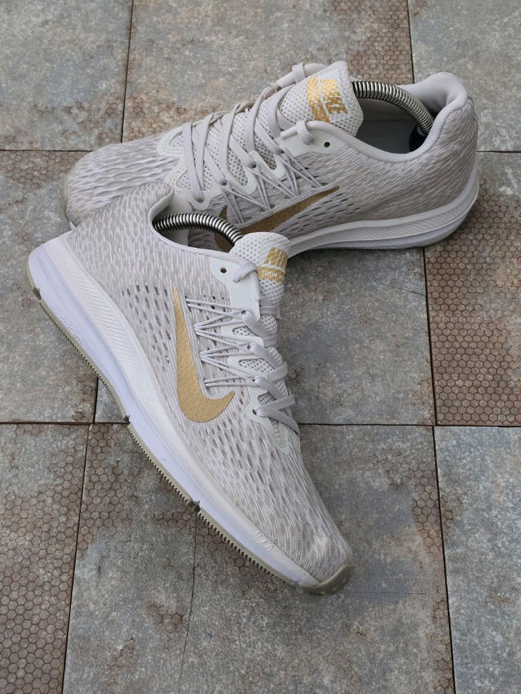 (240)나이키 줌 윈플로 5 운동화 런닝화 이미지