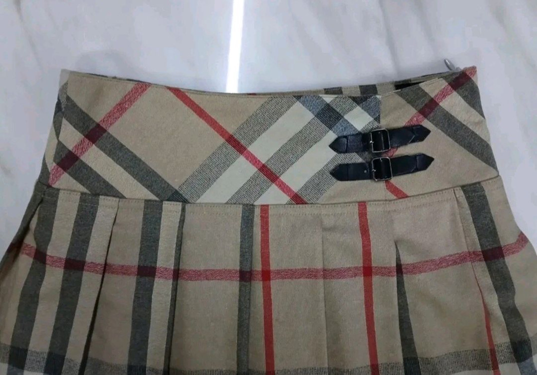[정품] 버버리 노바체크 미니 스커트 치마 10Y 사이즈 (루이비통 샤넬 구찌 펜디 프라다 디올 에르메스) 이미지