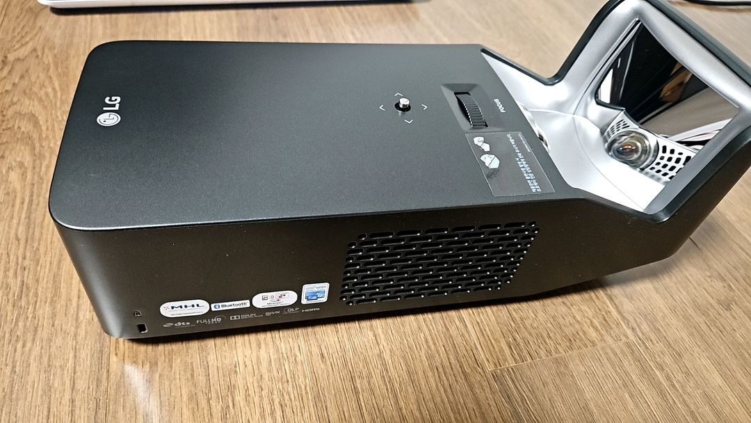 (20시간 사용)엘지 PF1000U 빔프로젝터 판매 이미지