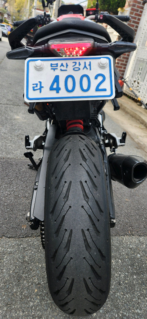 BMW F900R 2021년 3만4천 오토바이 바이크 라이더 스쿠터 네이키드 소리 들으면 뻗음 개인 깔끔 이미지