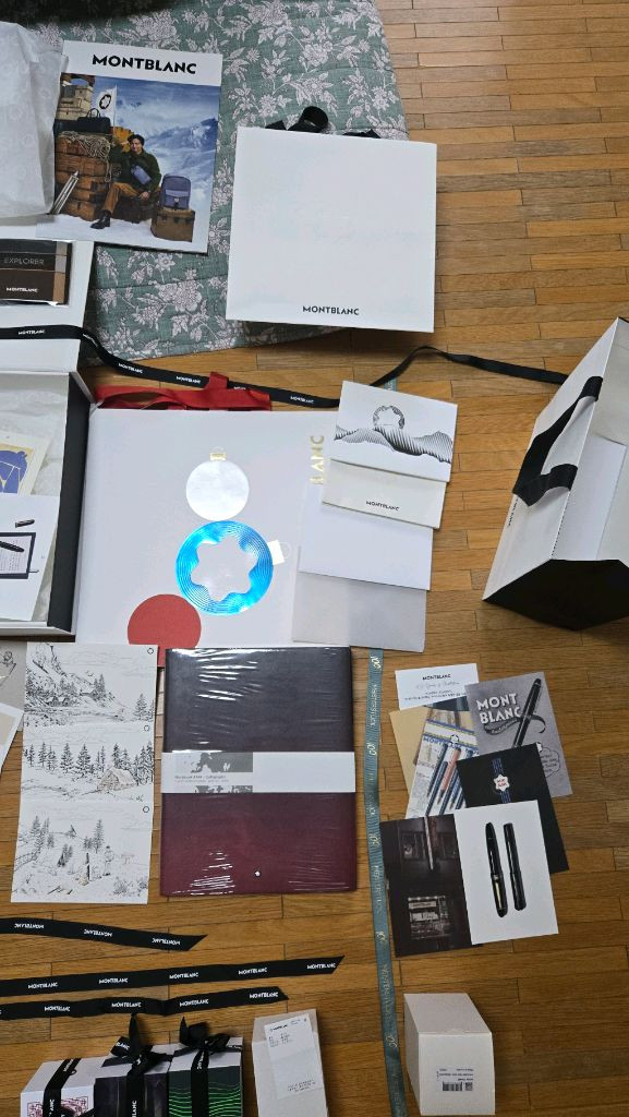 몽블랑 캘리그라피 무지 노트 조디악 말띠 레드 게츠비 그린 스타워커그린 엘릭서퍼퓸 오렌지 만년필잉크 판매합니다 이미지