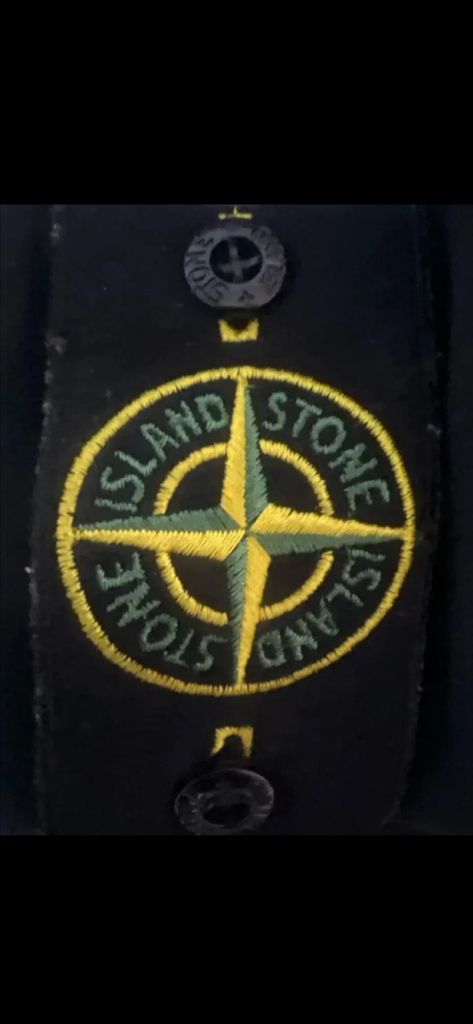 스톤아일랜드 블랙 후드티 이미지