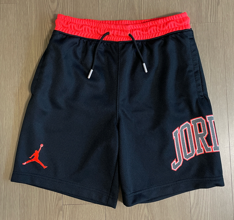 나이키/조던 키즈 M 여름 옷 세트 (상의3 + 반바지6) 일괄 이미지