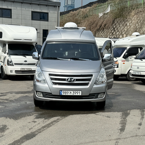 스타렉스 하이루프 캠핑카 신차급 컨디션 / 캠핑 바로가능 / 전시장 보유 이미지