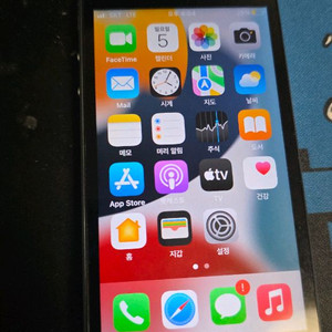 아이폰 se1 배터리100 기스X 유심등록됨 팔아요 이미지