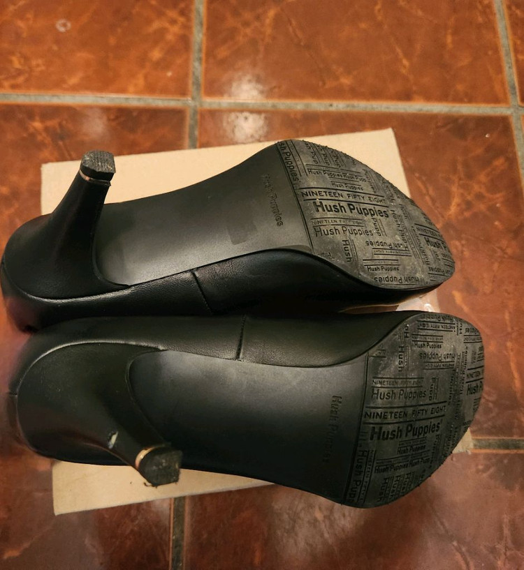 가격내림)허시파피여성검정힐240오피스구두급처양도판매 이미지